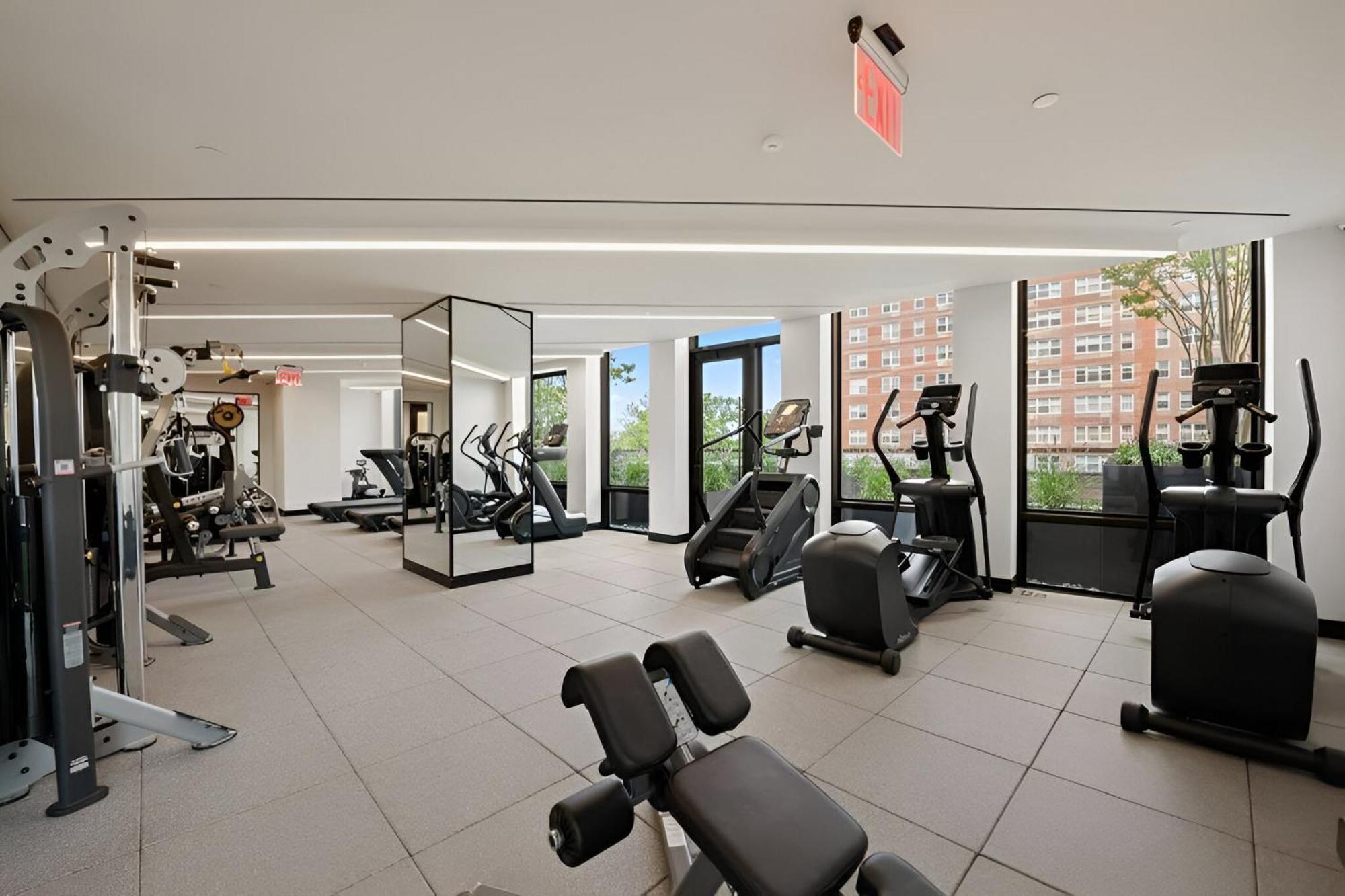 Luxury Meets Comfort Upscale In Brooklyn Appartamento New York
