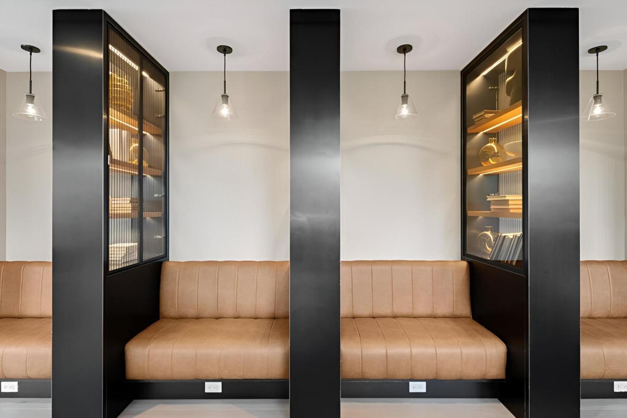 Luxury Meets Comfort Upscale In Brooklyn Appartamento